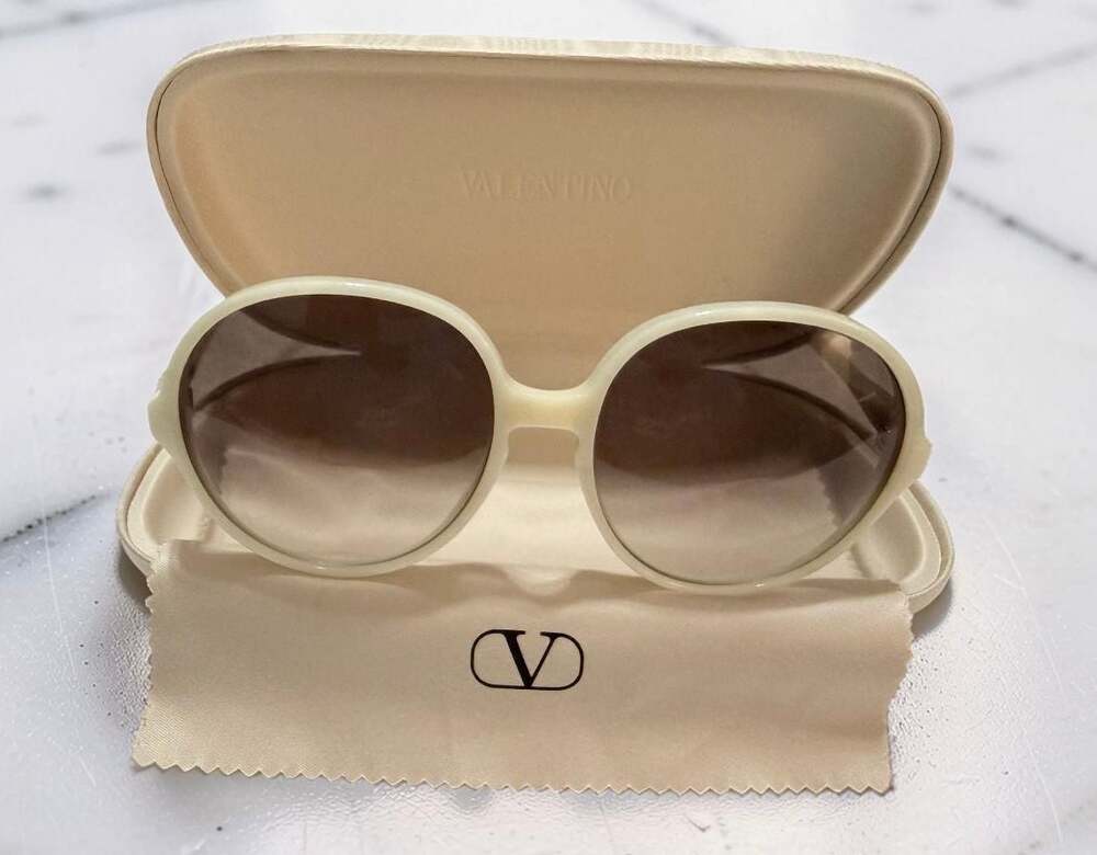 Valentino VG0017S 004 Ivory Round Sunglasses 59-17-140